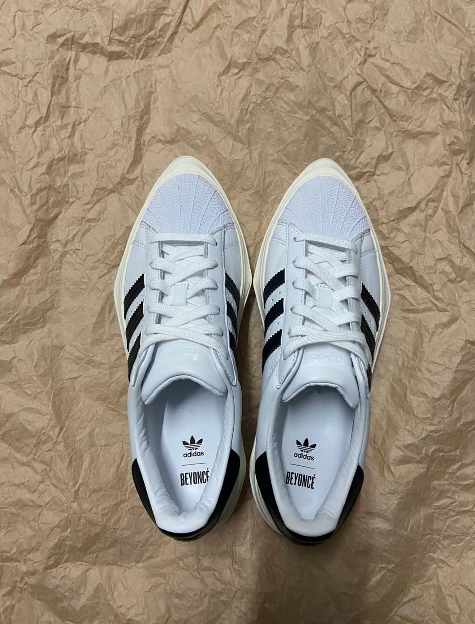 Кроссовки Ivy Park x adidas Superstar Platform 'Cloud White'