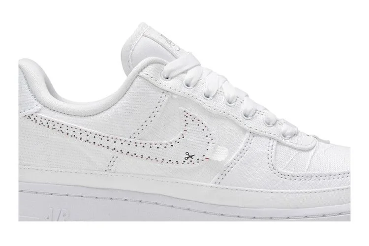 Krossovki-Nike-Wmns-Air-Force-1-Low-Tear-Away-1