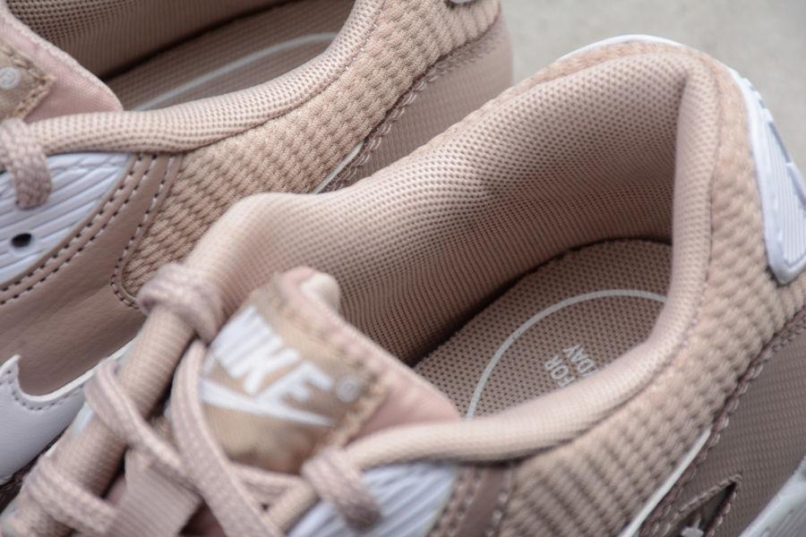 Air-Max-90-Diffused-TaupeWhite-Gum-2
