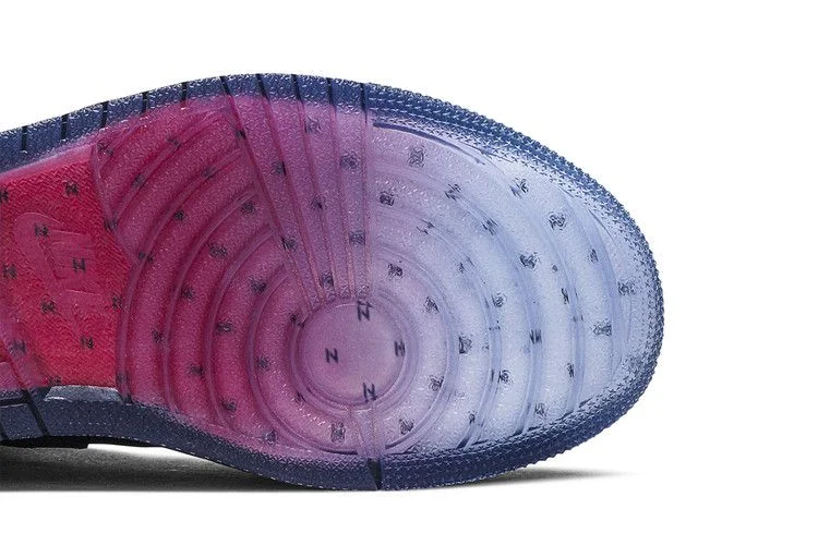 Krossovki-Air-Jordan-1-Retro-High-Zoom-Fearless-4