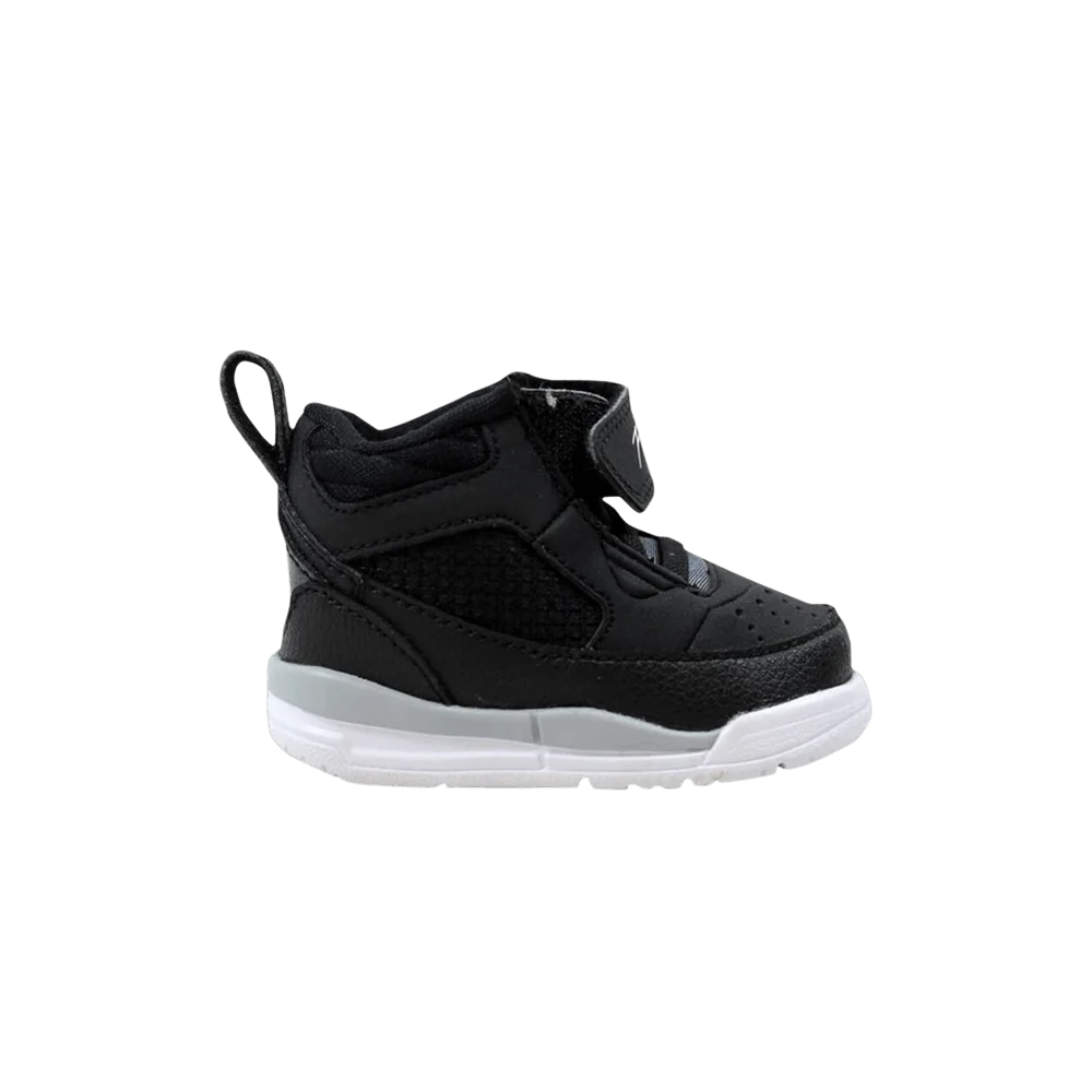 Krossovki-Air-Jordan-Flight-9.5-BT-Black