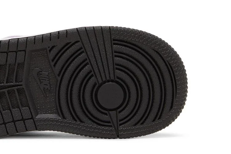Krossovki-Air-Jordan-1-Mid-SE-TD-Zen-Master-4