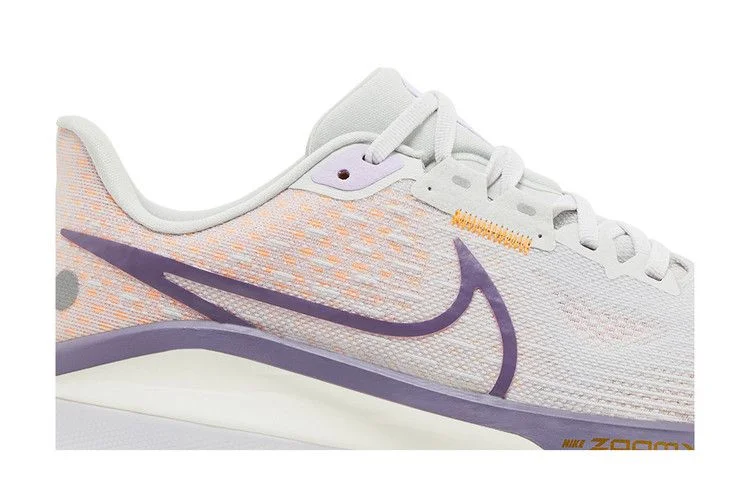 Кроссовки Nike Wmns Vomero 17 'Photon Dust Lilac Bloom'