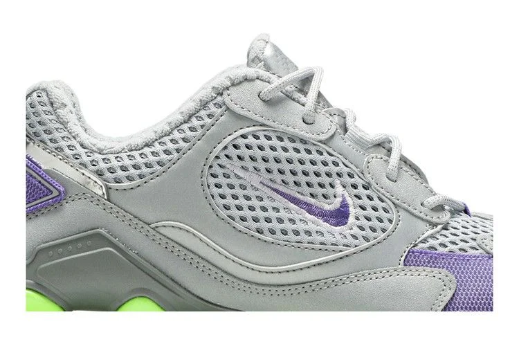 Krossovki-Nike-Wmns-Shox-TL-Nova-Grey-Neon-1