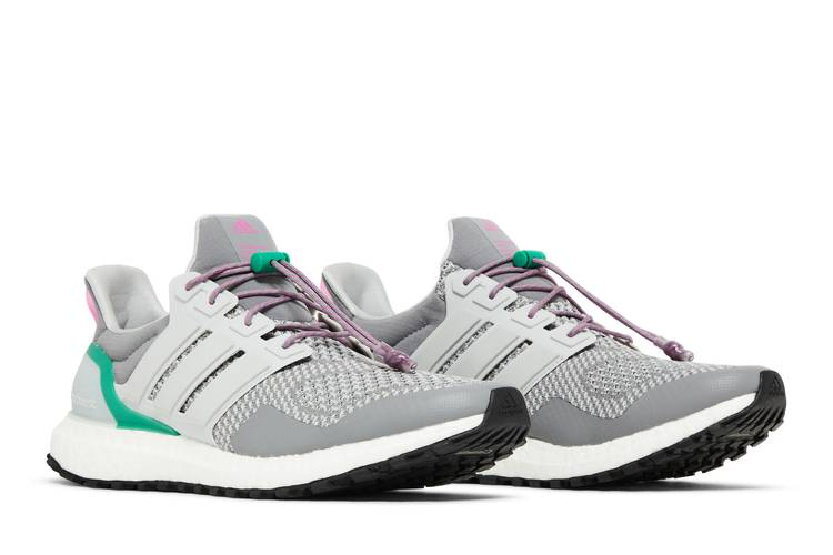 ultraboost-1-0-grey-lucid-fuchsia-hr0071_07