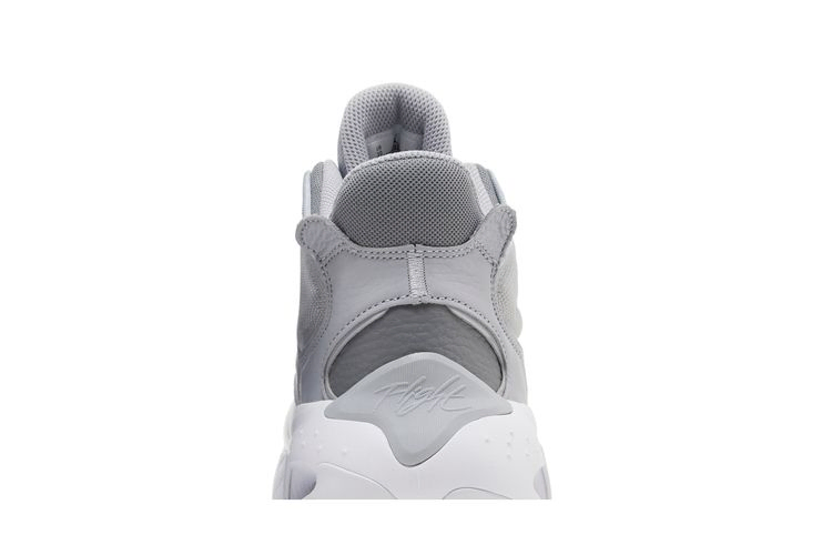 jordan-max-aura-4-wolf-grey-dn3687-005_06