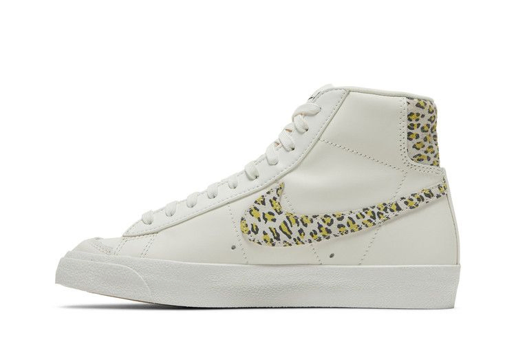 Кроссовки Nike Wmns Blazer Mid '77 SE 'Lemon Leopard'