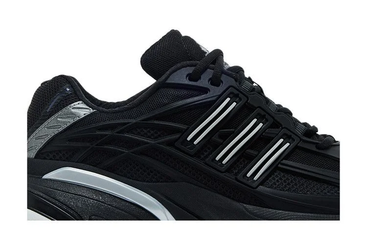Krossovki-adidas-Adistar-XLG-2.0-Core-Black-Silver-1