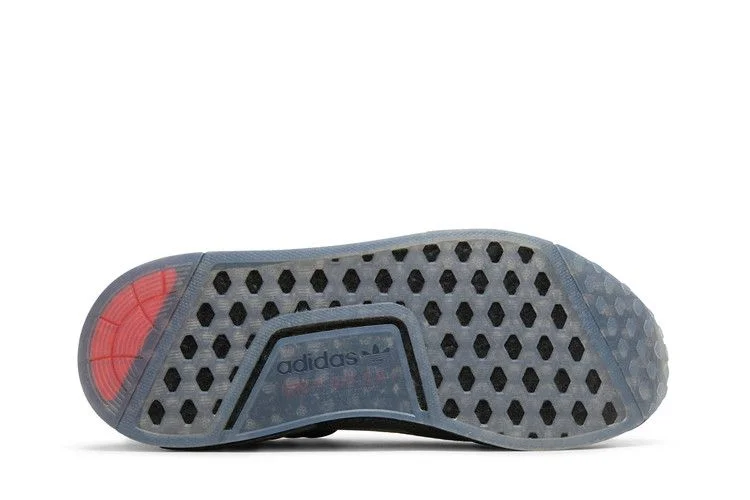 Krossovki-adidas-NMD_R1-Spectoo-Black-Solar-Red-3