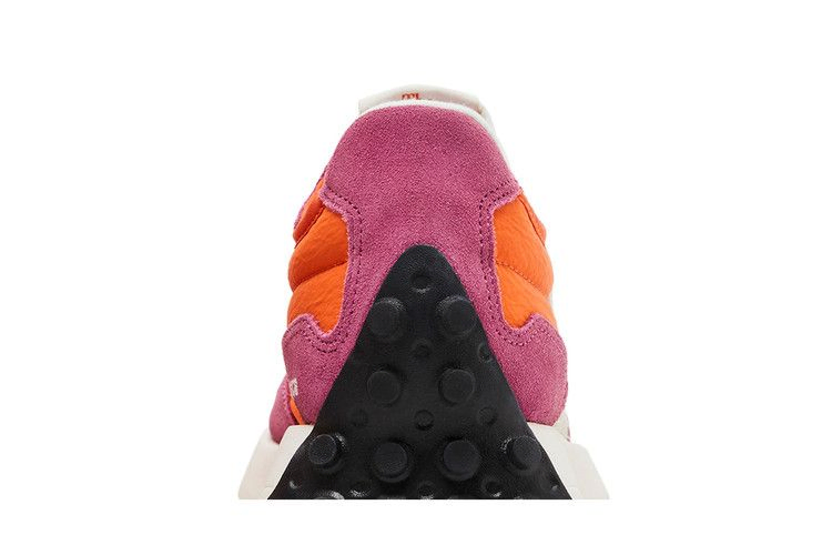 Кроссовки New Balance Wmns 327 'Scorpio Cayenne'