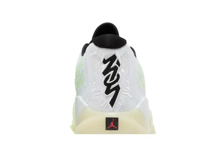 Krossovki-Air-Jordan-Zion-3-GS-No-Guts-6