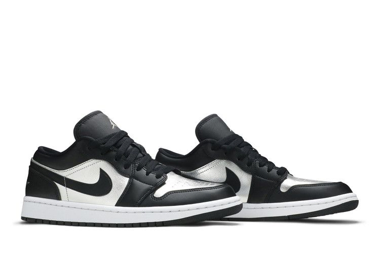 wmns-air-jordan-1-low-se-silver-toe-da5551-001_07