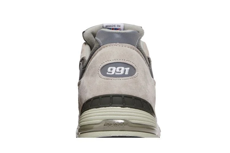 Krossovki-New-Balance-991-Made-in-England-Grey-6