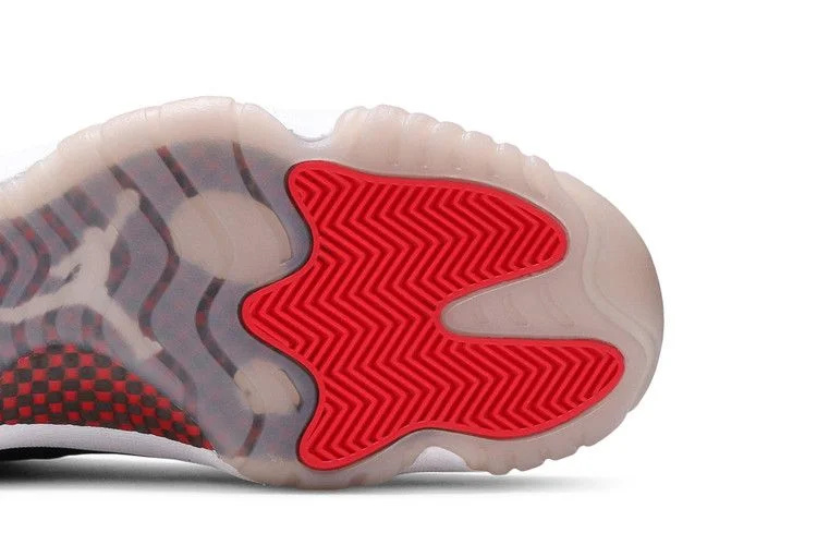 Кроссовки Air Jordan 11 Retro Low IE 'Bred' 2021