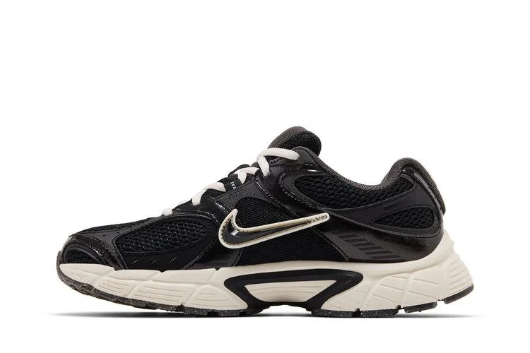 Krossovki-Nike-V5-RNR-Jackie-Robinson-Day-2
