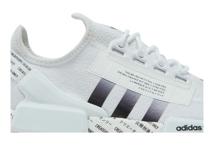 nmd_r1-v2-script-white-gx1116_01