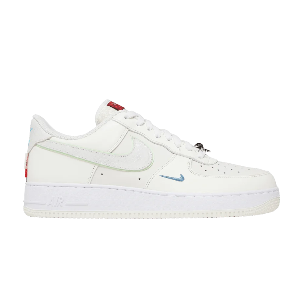 Krossovki-Nike-Air-Force-1-07-Year-of-the-Dragon