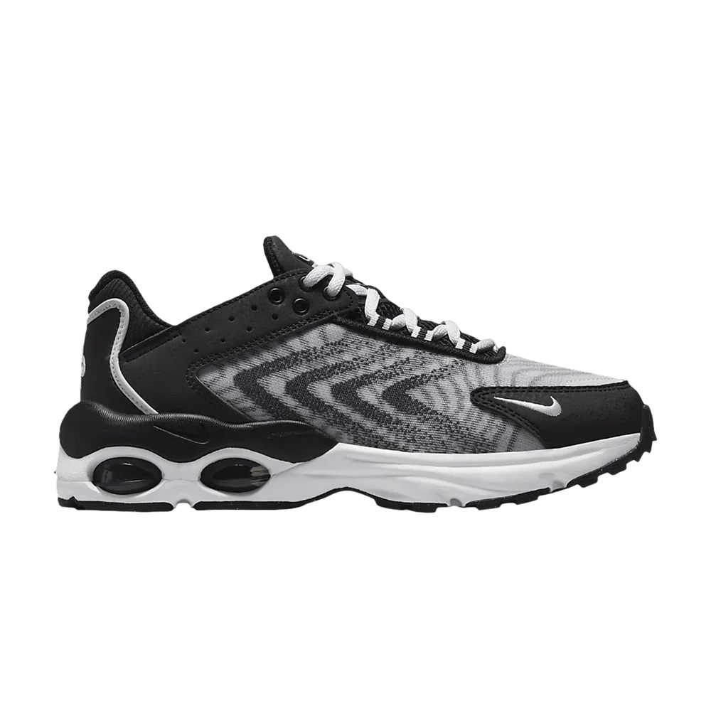 Krossovki-Nike-Air-Max-TW-GS-Black-White