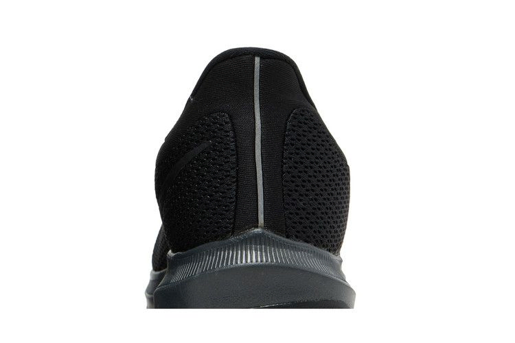 Кроссовки Nike Quest 2 'Black'