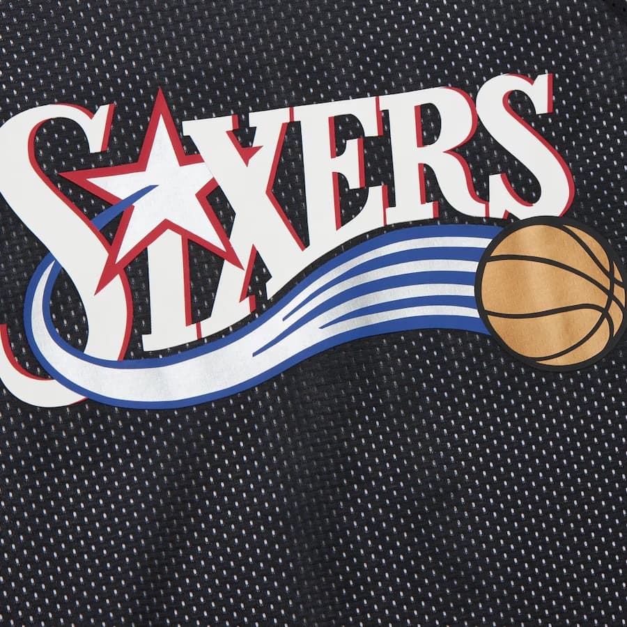 Майка Mitchell & Ness Black Philadelphia 76ers Vintage Logo Mesh Practice Tank Top