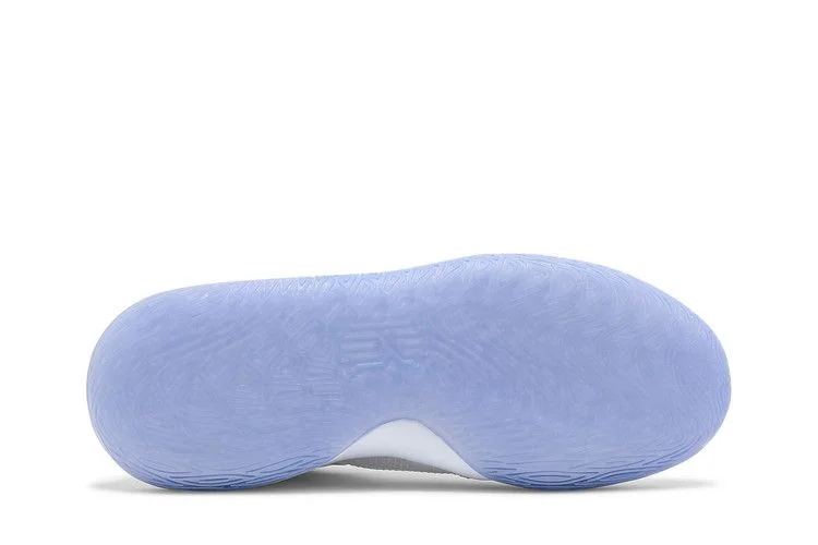 Krossovki-Nike-Kyrie-Flytrap-4-GS-Summit-White-Purple-Pulse-3