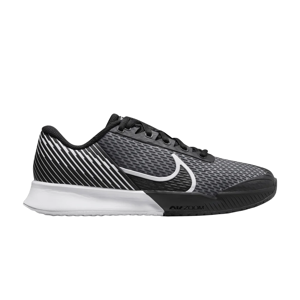 Krossovki-Wmns-NikeCourt-Air-Zoom-Vapor-Pro-2-HC-Wide-Black-White