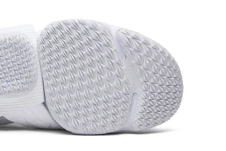 Кроссовки Nike Kith x LeBron Lifestyle 15 'City of Angels'