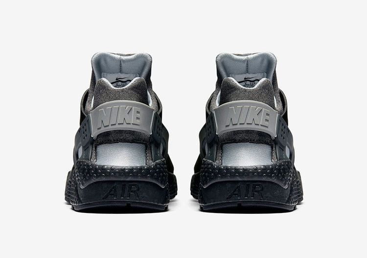 Кроссовки Nike Air Huarache Run SE 'Raiders'