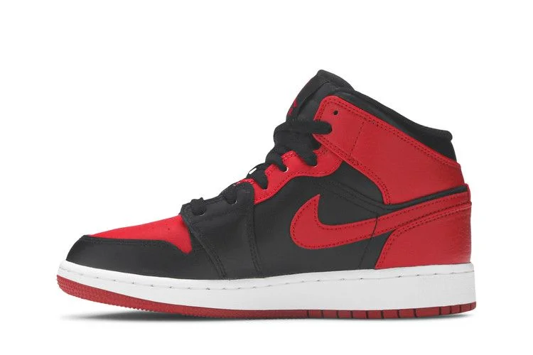 Кроссовки Air Jordan 1 Mid GS 'Banned'