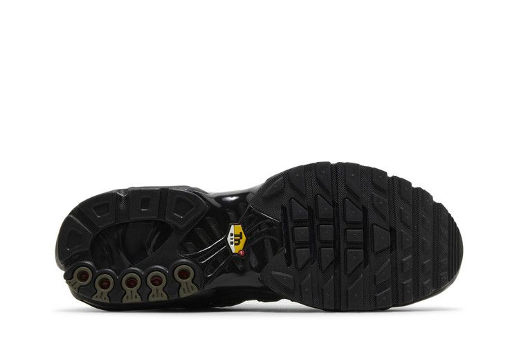 Кроссовки Nike Air Max Plus Utility 'Medium Olive'