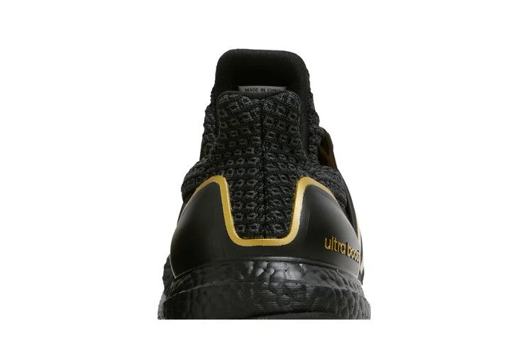 Кроссовки Adidas UltraBoost 4.0 DNA 'Black Matte Gold'