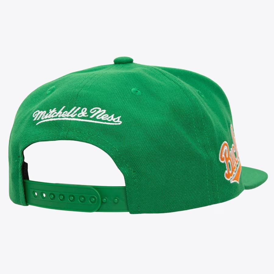 Mitchell-Ness-Green-Milwaukee-Bucks-Diamonds-Up-Snapback-Hat-1