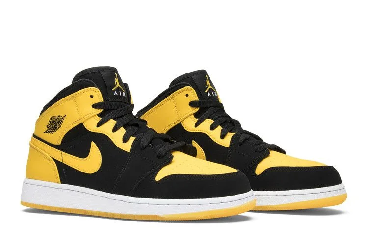 Krossovki-Air-Jordan-1-Retro-Mid-GS-New-Love-2017-7