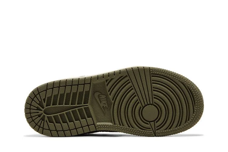 Krossovki-Travis-Scott-x-Air-Jordan-1-Retro-Low-OG-SP-PS-Reverse-Olive-Medium-Olive-3