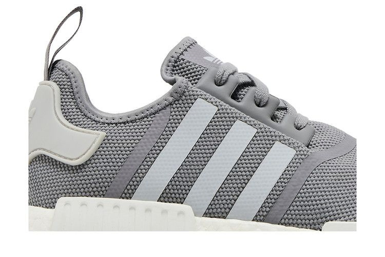Кроссовки Adidas NMD_R1 'Grey'