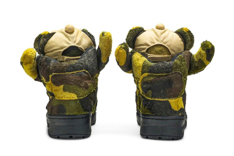 Кроссовки Adidas Jeremy Scott 'Camo Bear'