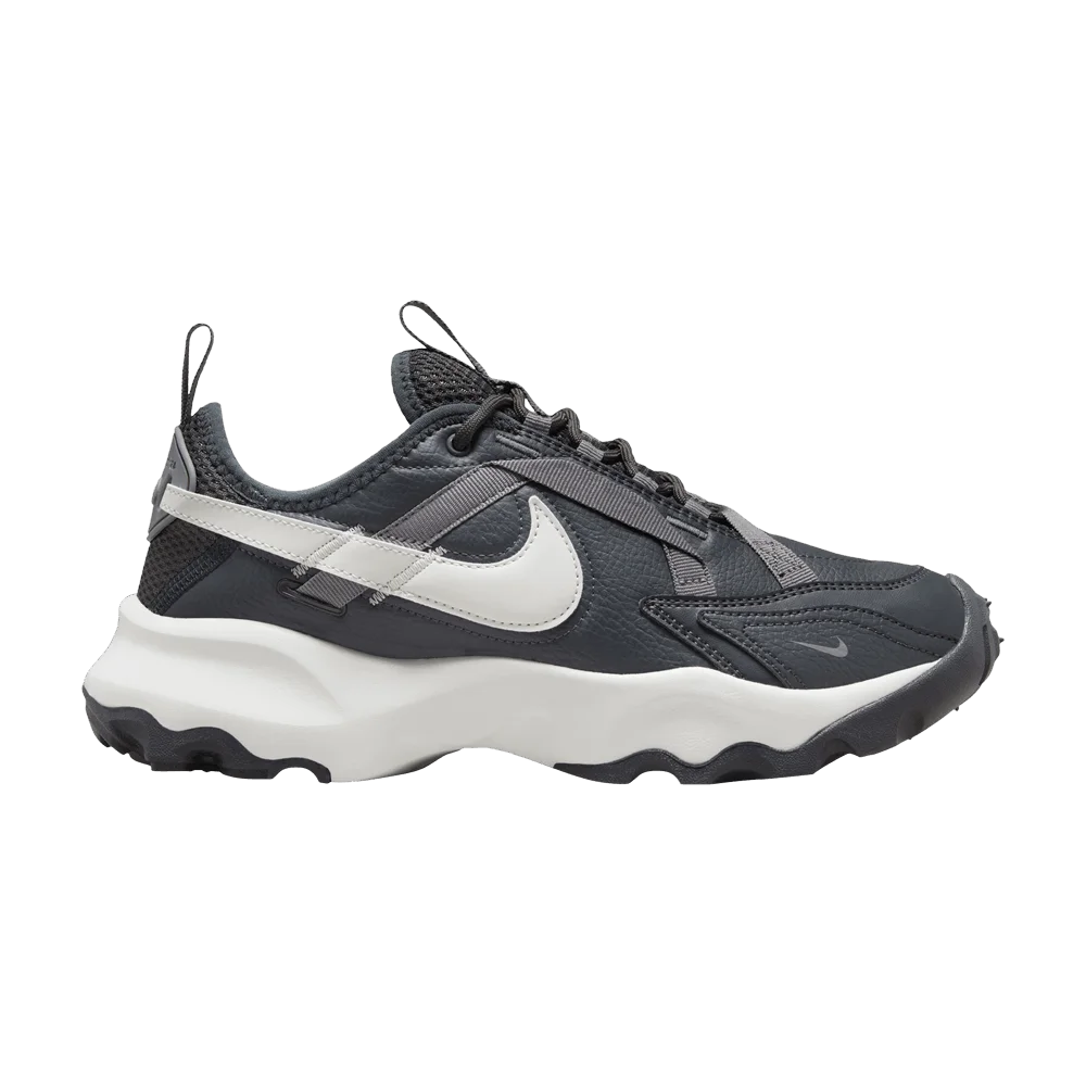 Krossovki-Nike-Wmns-TC-7900-Anthracite-Platinum-Tint