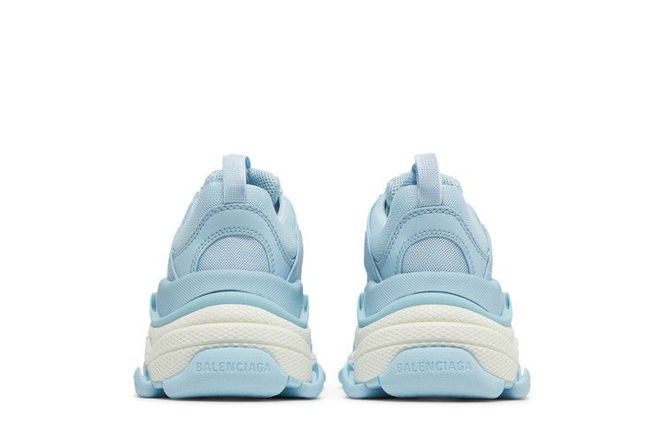 Кроссовки Balenciaga Wmns Triple S Sneaker 'Light Blue'