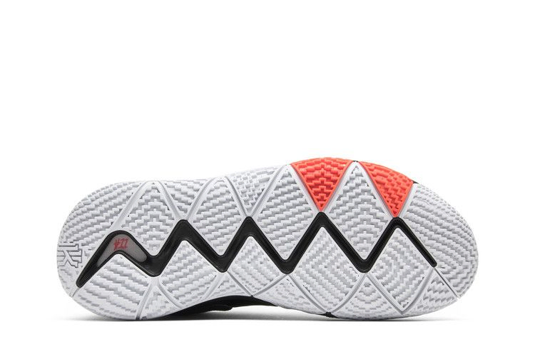 kyrie-4-41-for-the-ages-943806-005_03