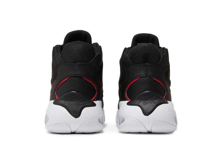 Кроссовки Air Jordan Max Aura 4 'Bred'