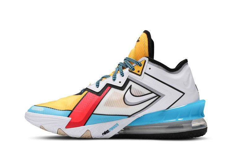 lebron-18-low-stewie-griffin-cv7562-104_02
