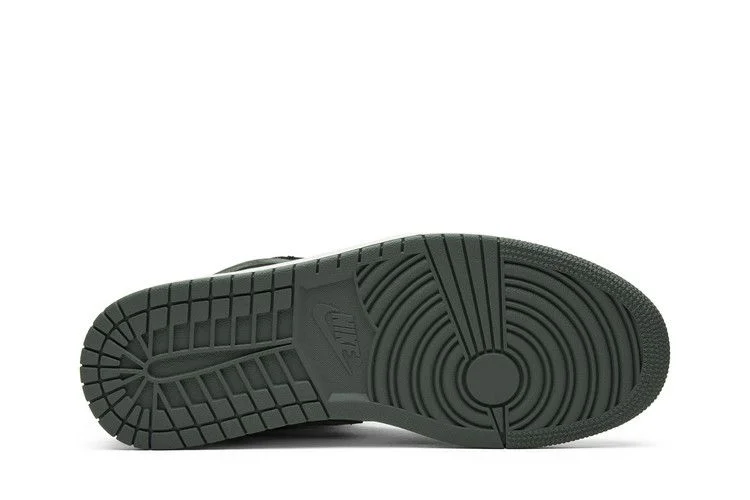 Кроссовки Air Jordan 1 Retro High OG 'Best Hand in the Game - Clay Green'