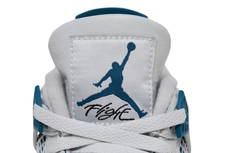 Krossovki-Air-Jordan-4-Retro-Military-Blue-2024-9