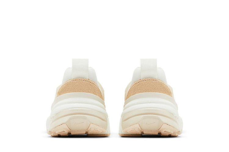 wmns-v2k-run-sail-sanddrift-hv3917-133_05