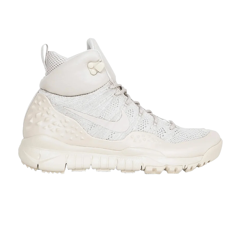 Krossovki-Nike-Wmns-Lupinek-Flyknit-Light-Bone