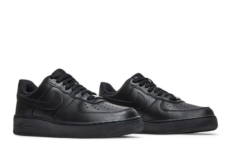wmns-air-force-1-07-triple-black-dd8959-001_07