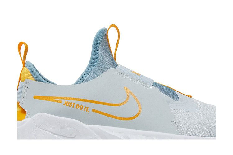 flex-runner-2-gs-aura-university-gold-dj6038-409_01