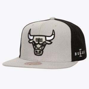 Mitchell-Ness-Gray-Black-Chicago-Bulls-Core-I-Snapback-Hat-300x300