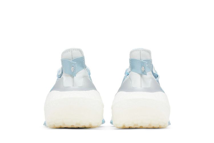 Кроссовки Adidas Wmns UltraBoost 22 Cold.RDY 'Blue Tint Silver Metallic'