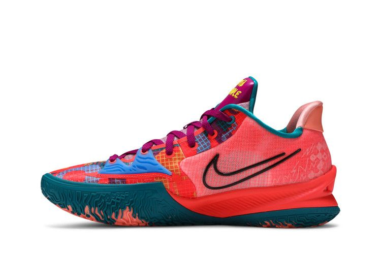 kyrie-low-4-1-world-1-people-cw3985-600_02